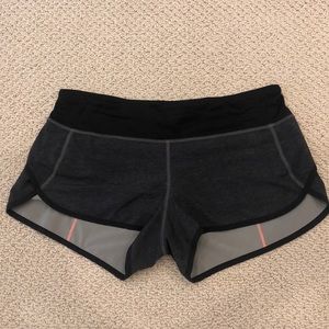 Lululemon Speed Up Short “2.5”